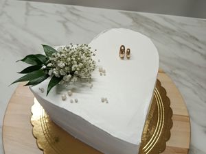 Mascarpone / maliny – svadobná torta