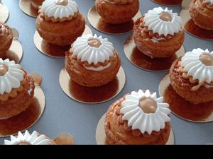 Karamelové choux